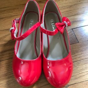 Little girl red patent leather heels